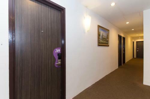 Oyo 442 Marvelton Hotel