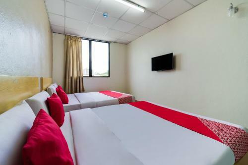 Oyo 89461 Cp Hotel