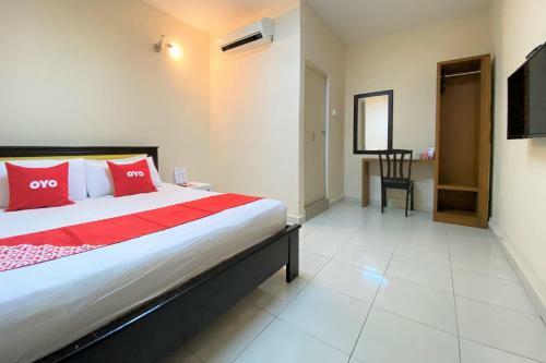 Oyo 90159 Zahaar Hotel