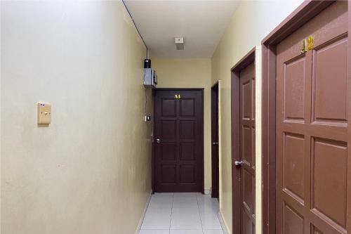 Oyo 90159 Zahaar Hotel