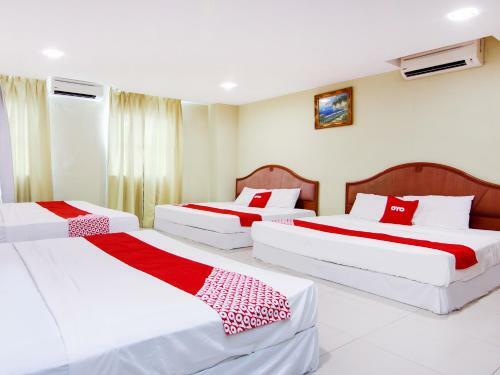 Oyo 89689 Zahrin Hotel