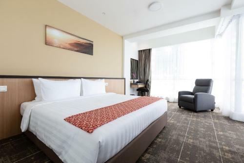 Hotel 7 Suria