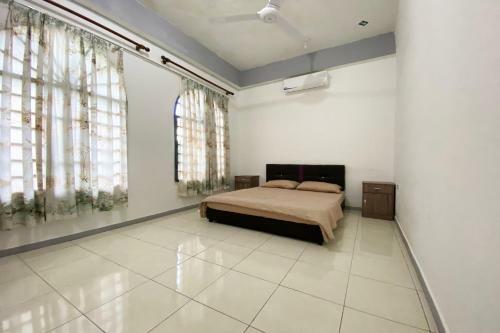 Hotel Oyo 90212 Anna Kota Apartment