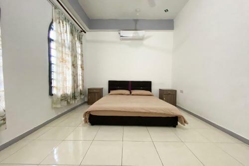 Hotel Oyo 90212 Anna Kota Apartment
