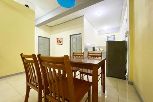 Hotel Oyo 90212 Anna Kota Apartment