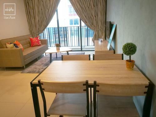 A Space Apartment @ I-city By Hostassist
