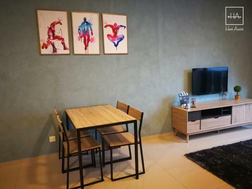 A Space Apartment @ I-city By Hostassist