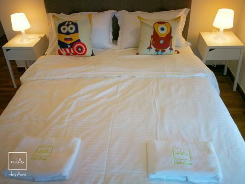 A Space Apartment @ I-city By Hostassist