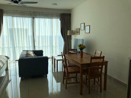 Hostal Cloud Stay At Setia Alam