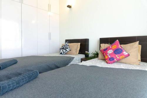 Apartamento High Floor 2br Tropez Waterfront, Sea View