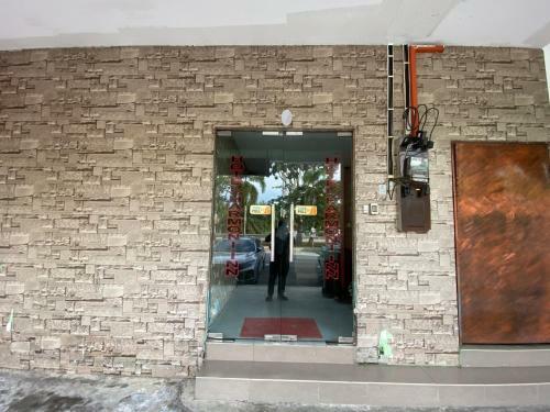 Oyo 89760 Harmoni Inn Hotel