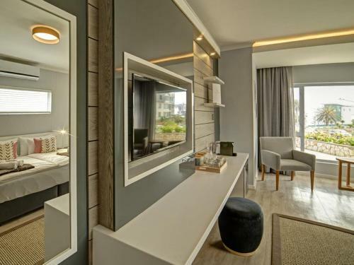 Atlantic Garden Boutique Hotel