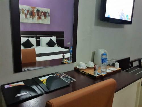 Serendib Hotels & Suites