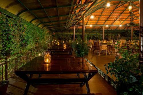 Hotel Petals Resorts Wayanad