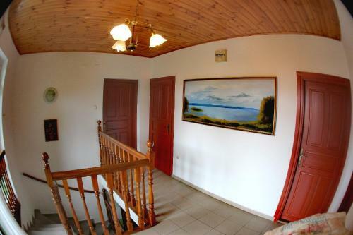 Hostal Gy�ngyvir�g H�z