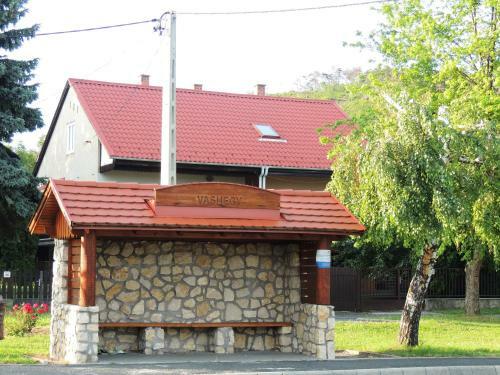 Hostal Aremon