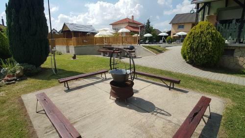 Kriszti�n Apartmanh�z