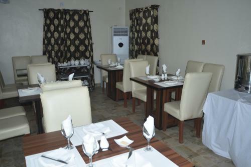 Seth Hotel, Asaba