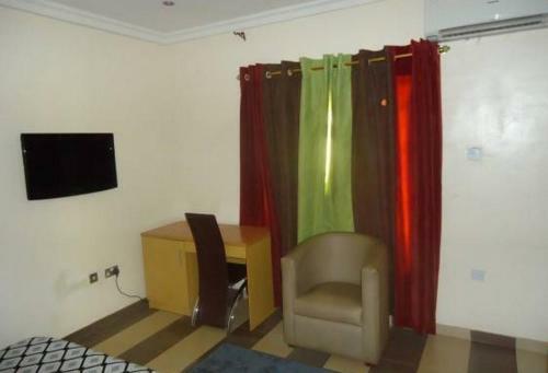 Hostal Room In Lodge - Magnum Hotel And Suites