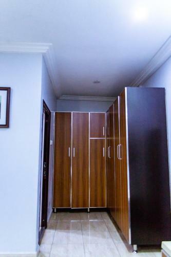 De Meros Hotel And Suites