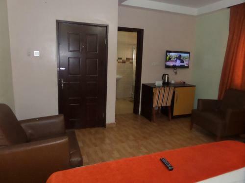 Downtown Royal Hotel Gra