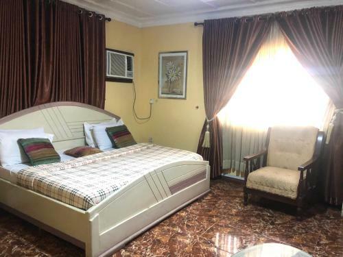 Sena Hotel