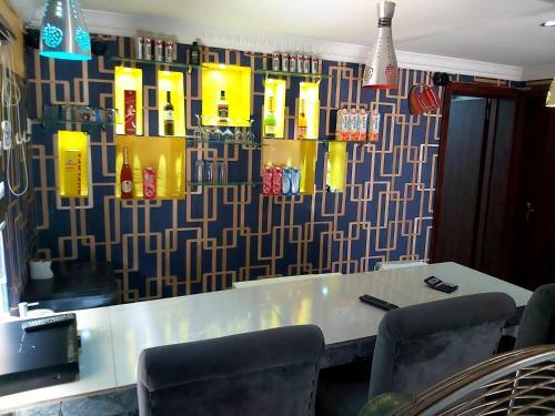 Staycation Suites And Apartment