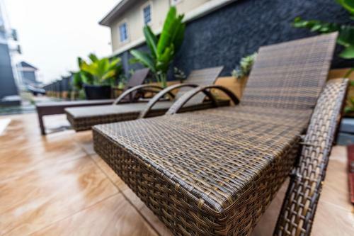 Jj Mas Hotel And Suites