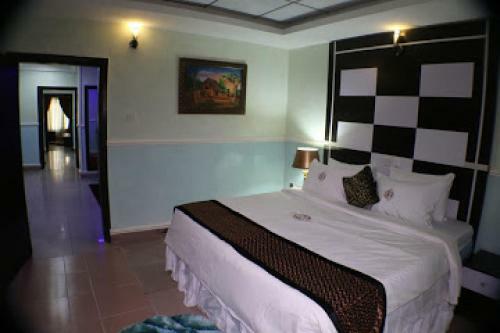 Hostal Room In Lodge - All Seasons Hotel-owerri
