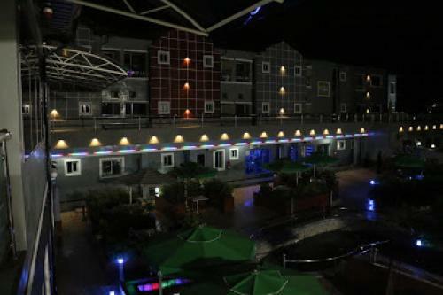 Hostal Room In Lodge - All Seasons Hotel-owerri