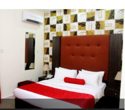 Zasarii Hotels
