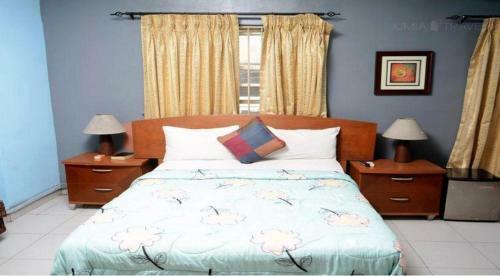 Hostal Room In Lodge - Christine Apartment Hotel Ltd