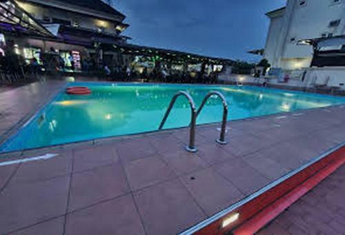 Hostal Room In Lodge - Helena Haven Hotels And Suites
