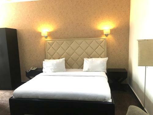 Hotel Ellis Suite