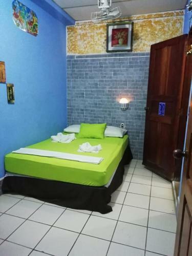 Hostal Ruinas De San Sebasti�n