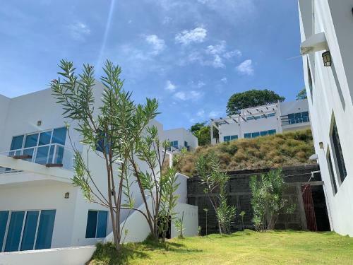 Hotel Surf Ranch Resort - Emerald Coast