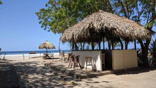 Bed & Breakfast Popoyo Surfcamp Beach House