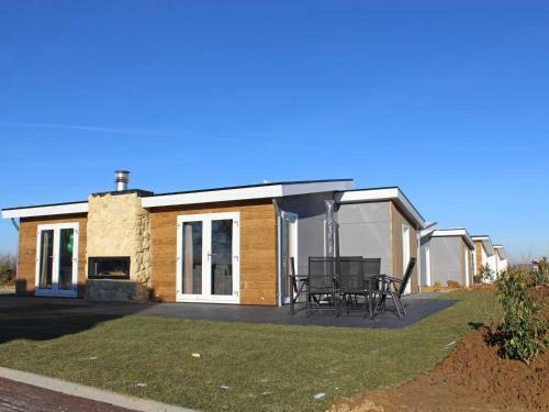 Holiday Home Green Resort Mooi Bemelen-17