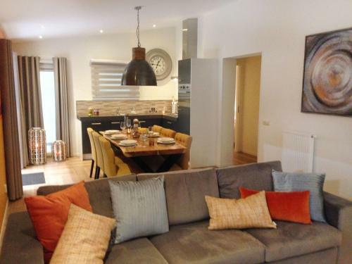 Holiday Home Green Resort Mooi Bemelen-17