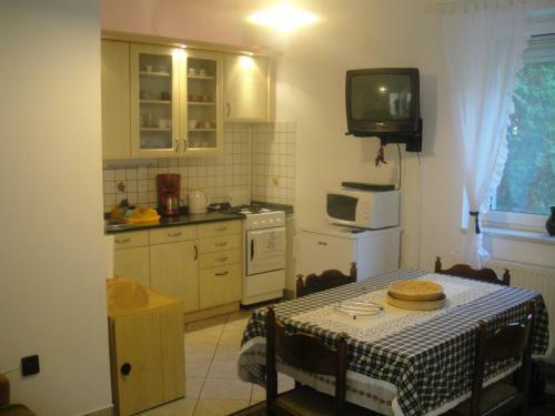 Apartman Krist�ly