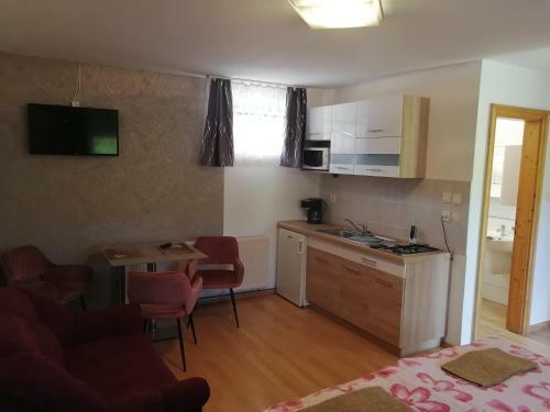 T�nde Apartman