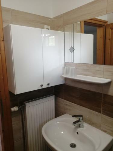 T�nde Apartman