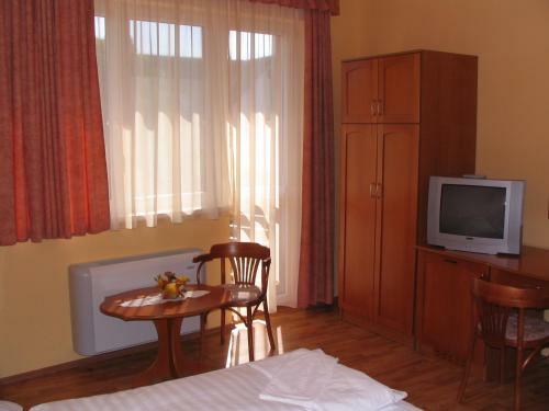 Kar�di Hotel