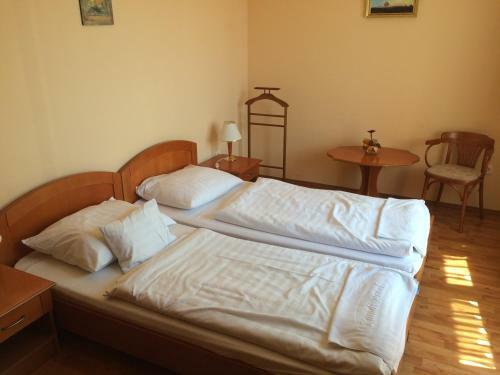 Kar�di Hotel