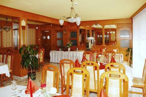 Kar�di Hotel
