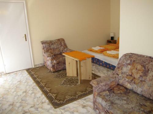 Hostal Dorina Vend�gh�z