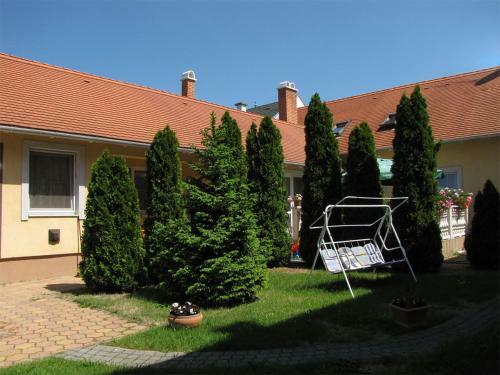 Hostal Dorina Vend�gh�z