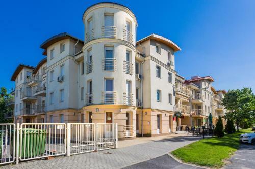 Aqua Wellness Apartments