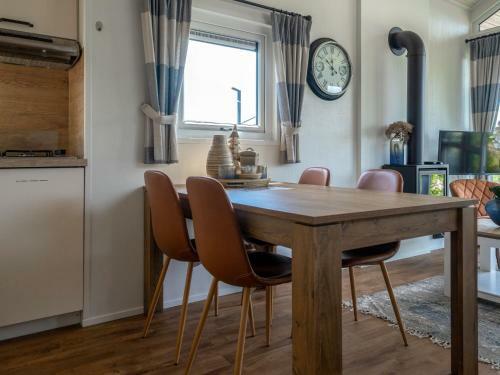 Holiday Home Europacs Resort Markermeer-3