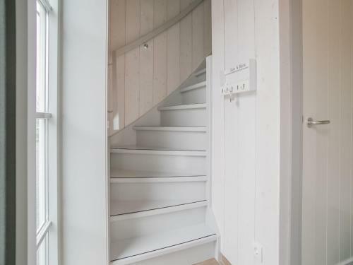 Modern Holiday Home In Callantsoog With Sauna Near Beach